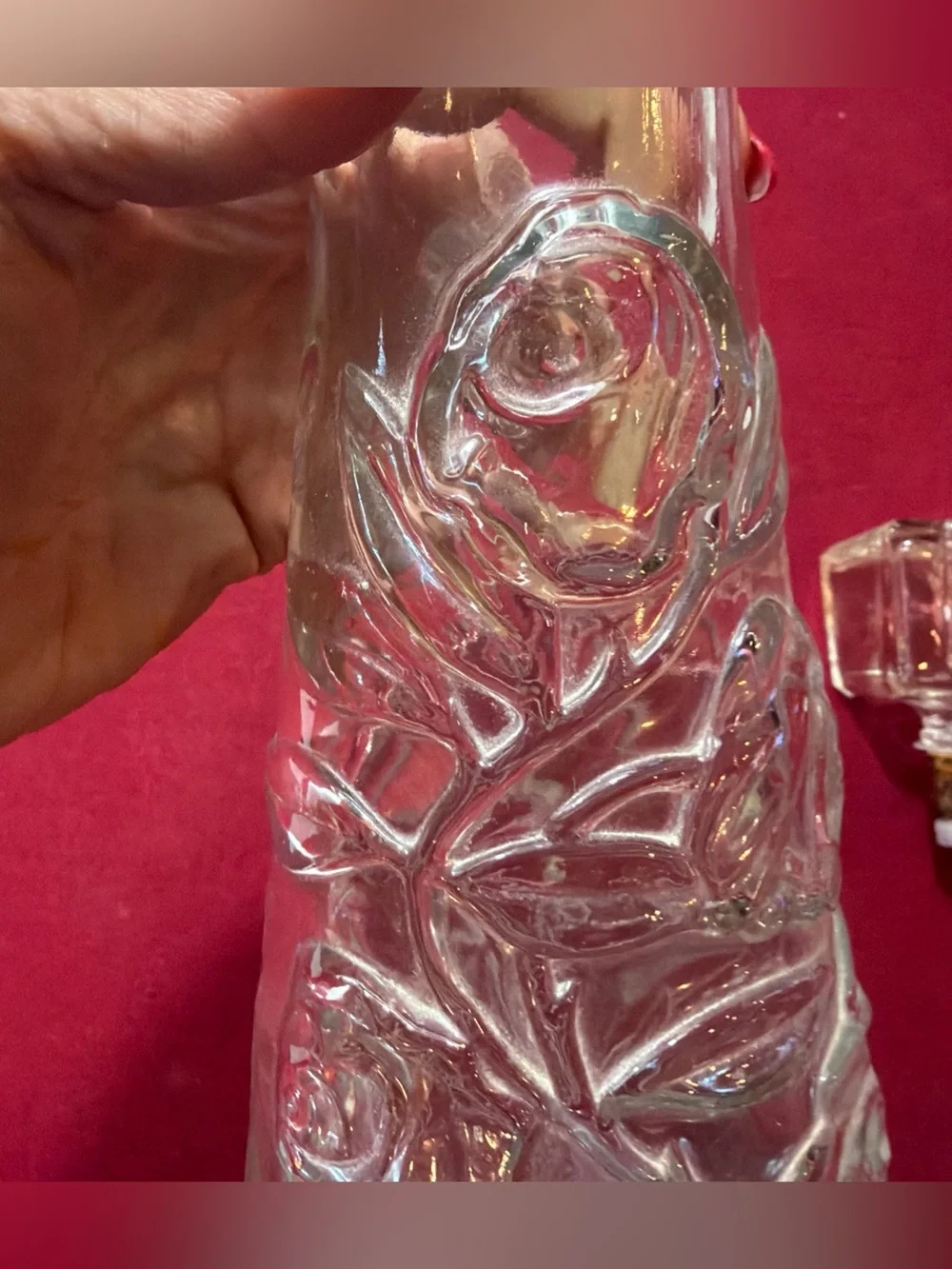 1950s clear GLASS Decanter Wine BOTTLE Embossed Cabbage ROSES 13” & Stopper SET